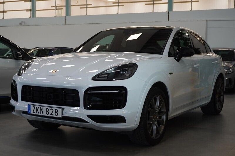 Begagnad Porsche Cayenne 462 HK (339 kW) 2022 Okänd SUV