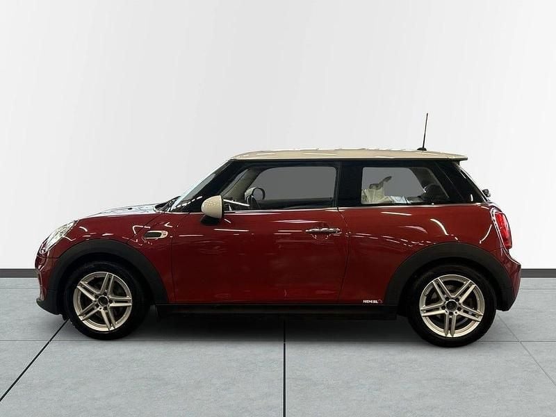 Begagnad Mini Cooper Chili 136 HK (100 kW) 2015 Röd Halvkombi