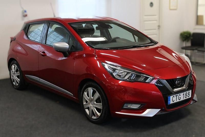Begagnad Nissan Micra S 90 HK (66 kW) 2017 Röd Halvkombi