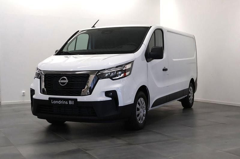 Vit Ny 2025 Nissan Primastar N-Connecta Minibuss | 389 742 kr - Bild 1/4