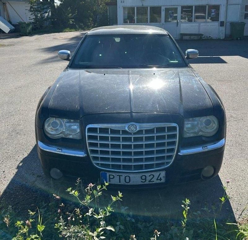 Svart Begagnad 2007 Chrysler 300C Sedan | 17 000 kr (Superpris) - Bild 1/2