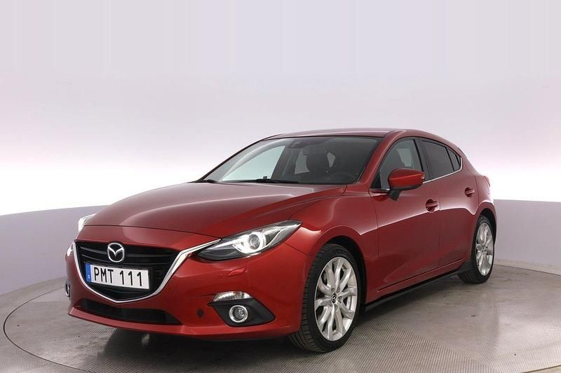 Röd Begagnad 2014 Mazda 3 Inclusive Halvkombi | 155 000 kr (Lite dyr) - Bild 1/4