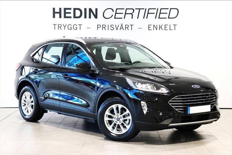 Svart (white) Begagnad 2022 Ford Kuga Titanium SUV | 279 900 kr (Lite dyr) - Bild 1/4