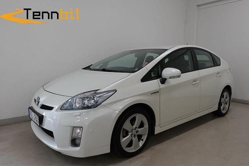 Vit Begagnad 2009 Toyota Prius Executive Halvkombi | 109 900 kr (Marknadspris) - Bild 1/4