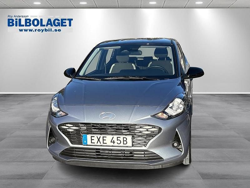 Begagnad Hyundai i10 Essential 67 HK (49 kW) 2023 Okänd Halvkombi