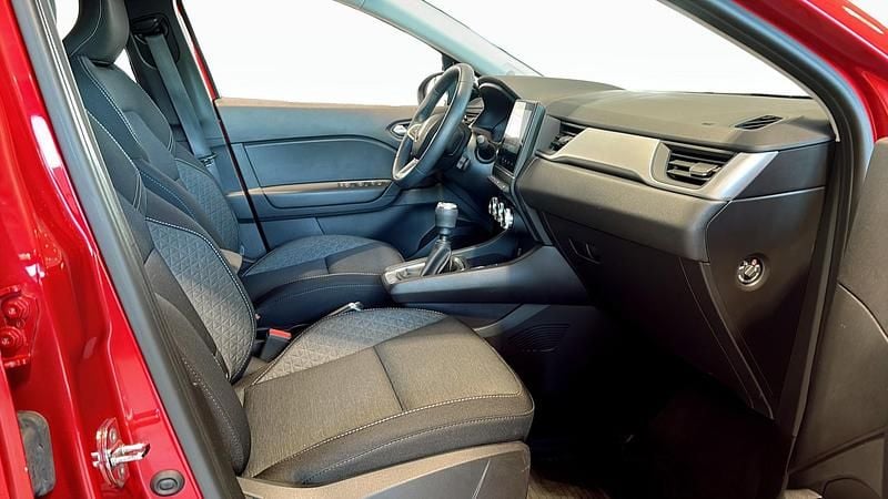 Begagnad Renault Captur Zen 91 HK (66 kW) 2021 Röd SUV