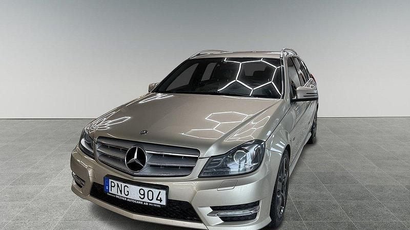 Ljusbrun Begagnad 2011 Mercedes C180 Avantgarde Kombi | 79 000 kr (Marknadspris) - Bild 1/4