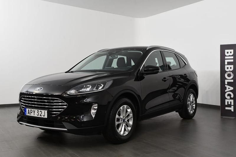 Svart Begagnad 2022 Ford Kuga Titanium SUV | 219 500 kr (Marknadspris) - Bild 1/4