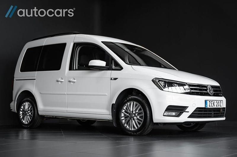Vit Begagnad 2020 VW Caddy Life Minibuss | 298 750 kr - Bild 1/4