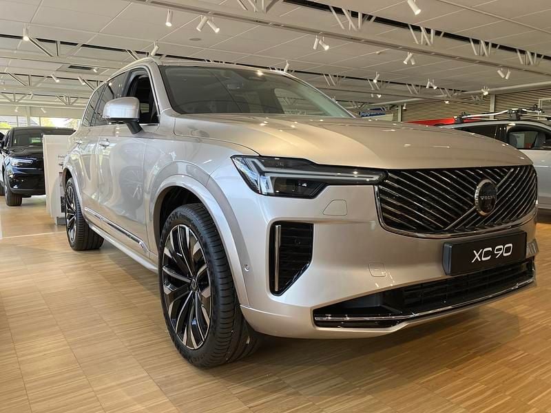 Ny Volvo XC90 2025 Grå SUV