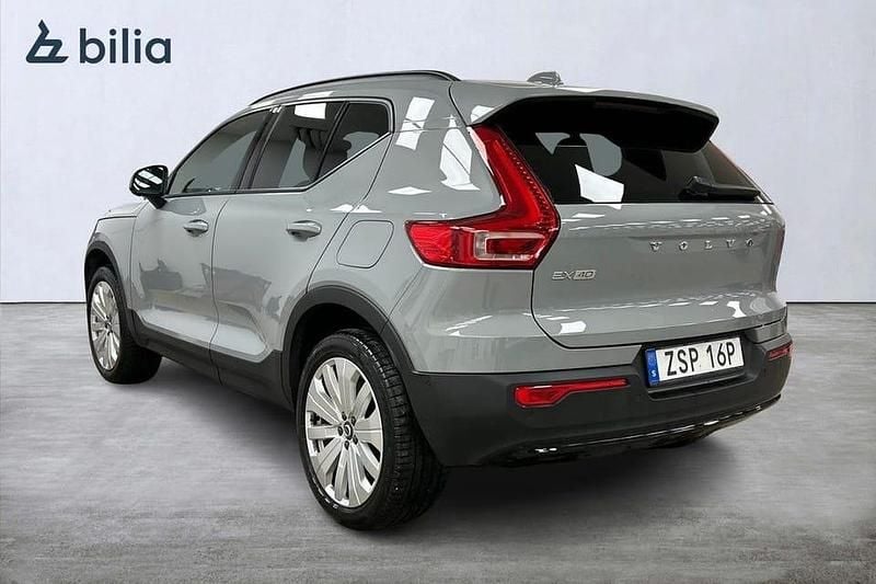 Begagnad Volvo EX40 Core 188 kW (256 HK) 2024 Grå SUV