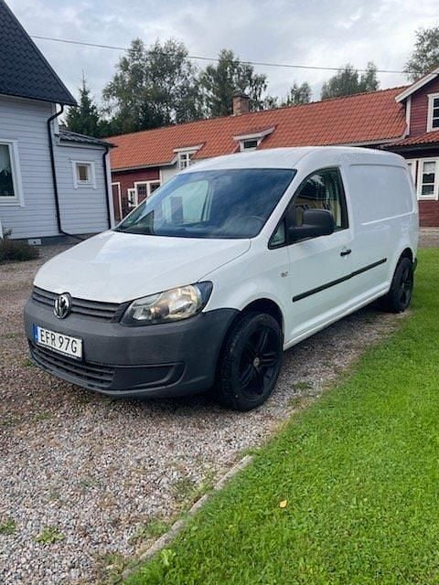 Vit Begagnad 2012 VW Caddy Maxi Minibuss | 46 000 kr (Superpris) - Bild 1/4