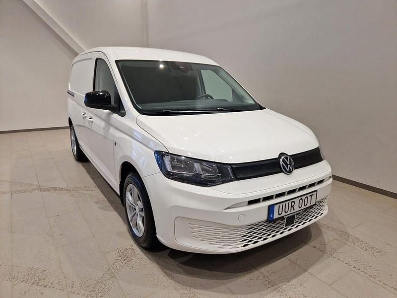 Vit Begagnad 2023 VW Caddy Maxi Minibuss | 299 000 kr (Superpris) - Bild 1/4