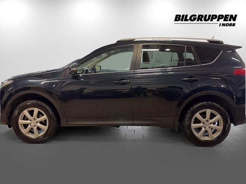 Begagnad Toyota RAV4 152 HK (111 kW) 2015 Mörkblå SUV