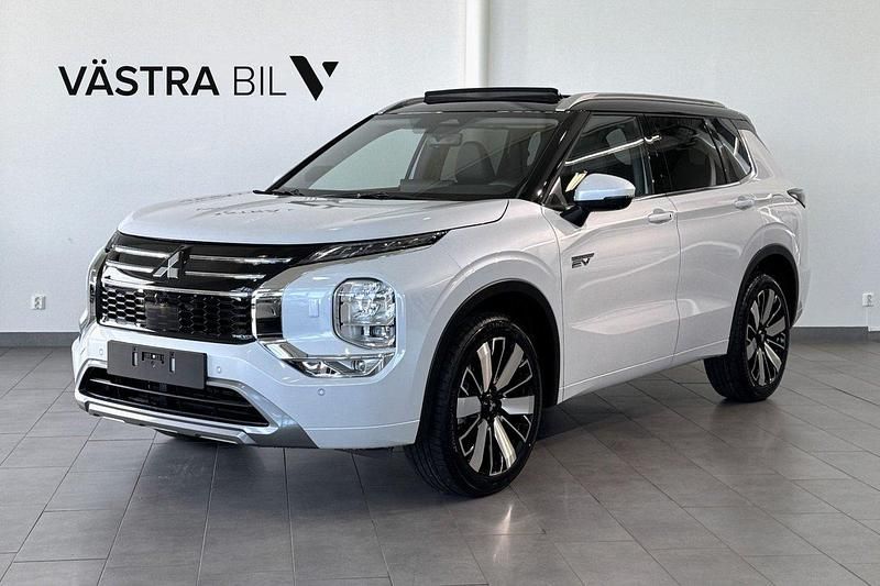 Ny 2025 Mitsubishi Outlander P-HEV Instyle SUV | 620 800 kr (Dyr) - Bild 1/4