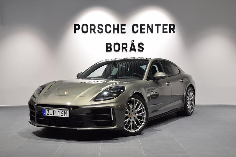 Begagnad 2024 Porsche Panamera Halvkombi | 1 119 000 kr - Bild 1/4