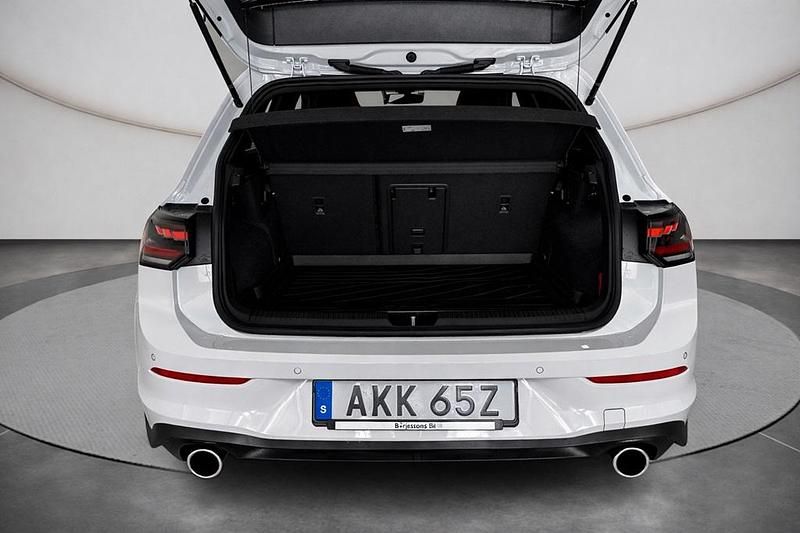 Ny VW Golf VIII GTI 2026 Vit