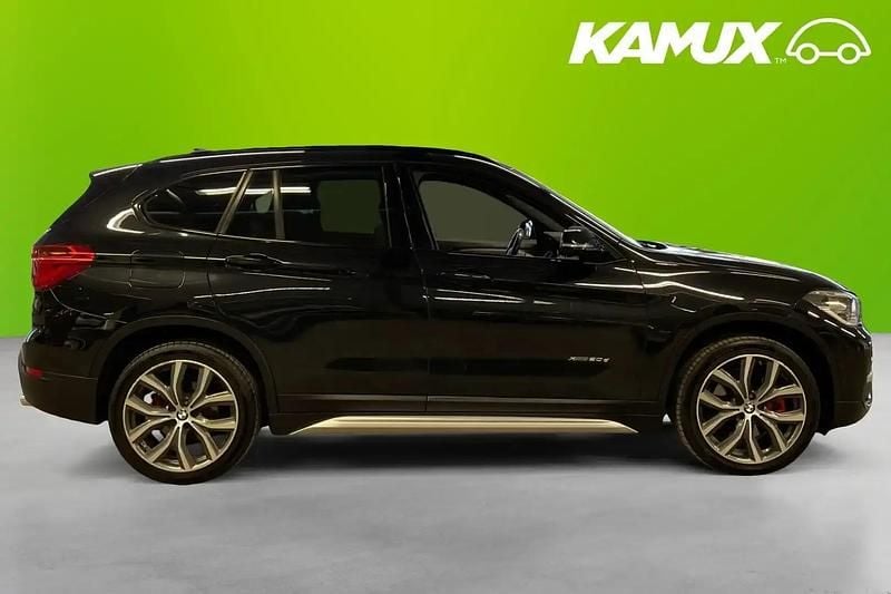 Begagnad BMW X1 Comfort Edition 190 HK (139 kW) 2016 Svart SUV
