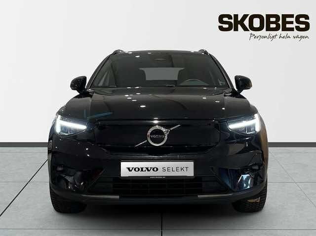 Begagnad Volvo XC40 Single Motor 175 kW (238 HK) 2023 Svart SUV