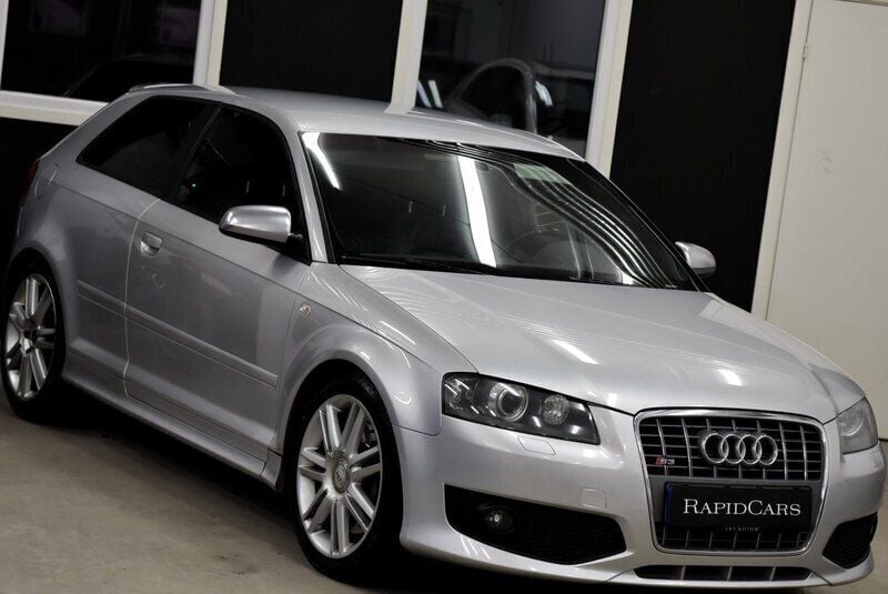 Silver Begagnad 2007 Audi S3 Performance Halvkombi | 114 800 kr - Bild 1/4