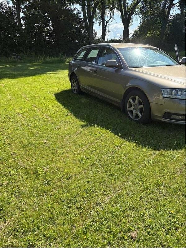 Brun Begagnad 2010 Audi A6 Proline Kombi | 18 000 kr (Superpris) - Bild 1/4