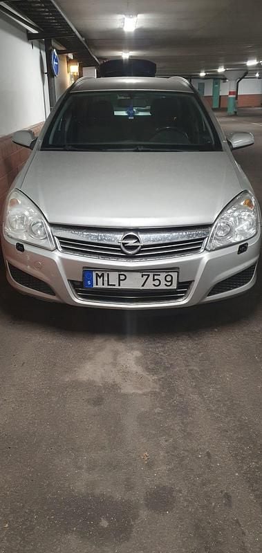 Begagnad 2008 Opel Astra Kombi | 10 000 kr (Bra pris) - Bild 1/4