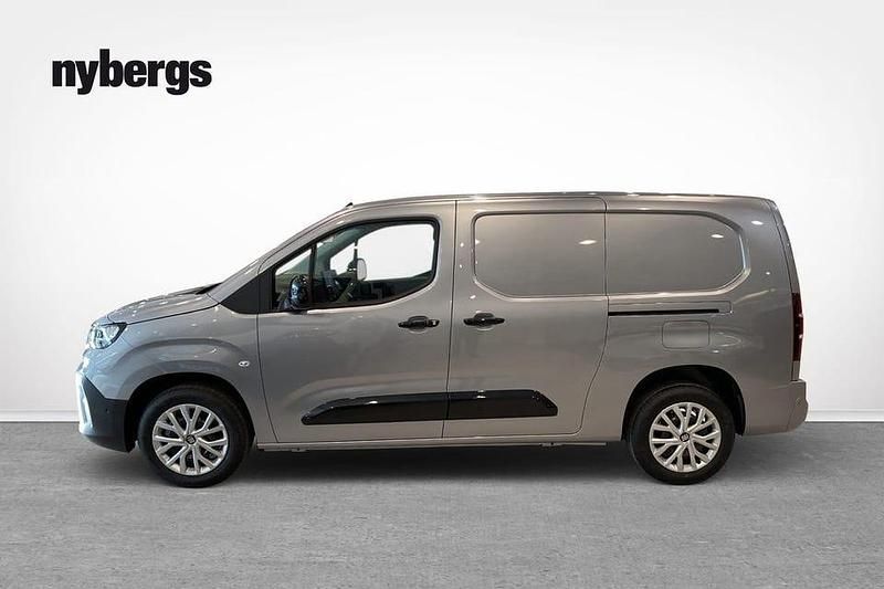 Ny Fiat Doblò 132 HK (97 kW) 2025 Grå Minibuss