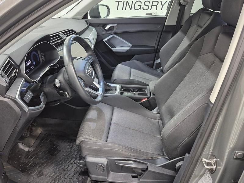Begagnad Audi Q3 Proline 150 HK (110 kW) 2023 Chronos grå metallic SUV