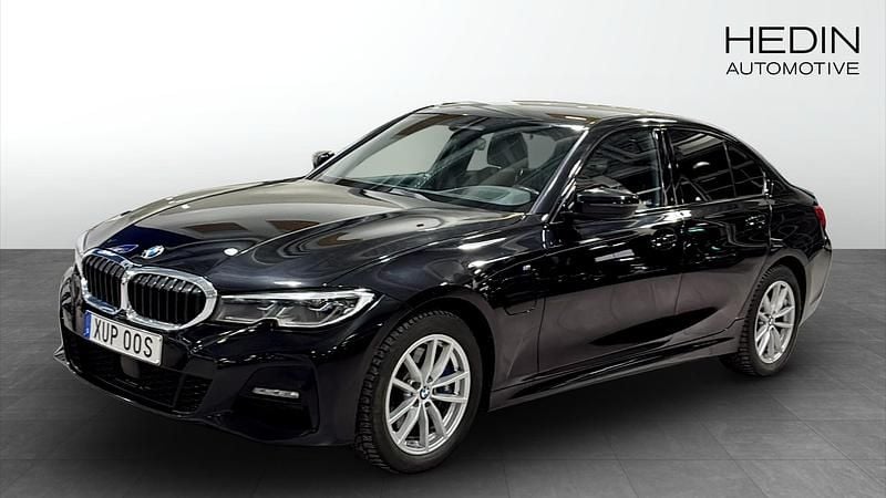 Begagnad BMW 330e M Sport 292 HK (214 kW) 2019 Svart Sedan