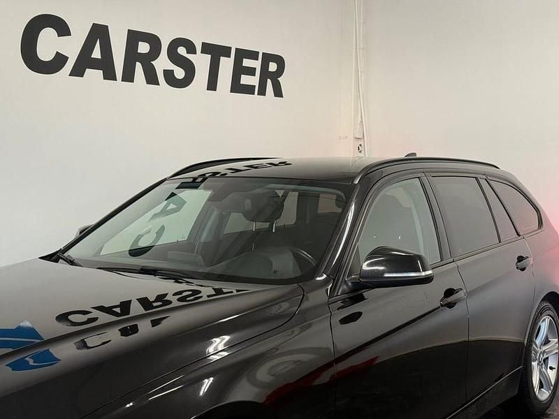 Begagnad BMW 328 Sport Line 245 HK (180 kW) 2012 Svart Kombi