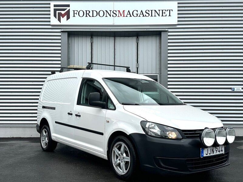 Vit Begagnad 2015 VW Caddy Maxi Minibuss | 109 800 kr (Marknadspris) - Bild 1/4