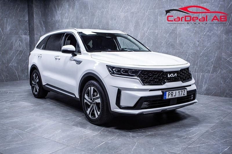Vit Begagnad 2023 Kia Sorento Advance SUV | 434 800 kr (Marknadspris) - Bild 1/4