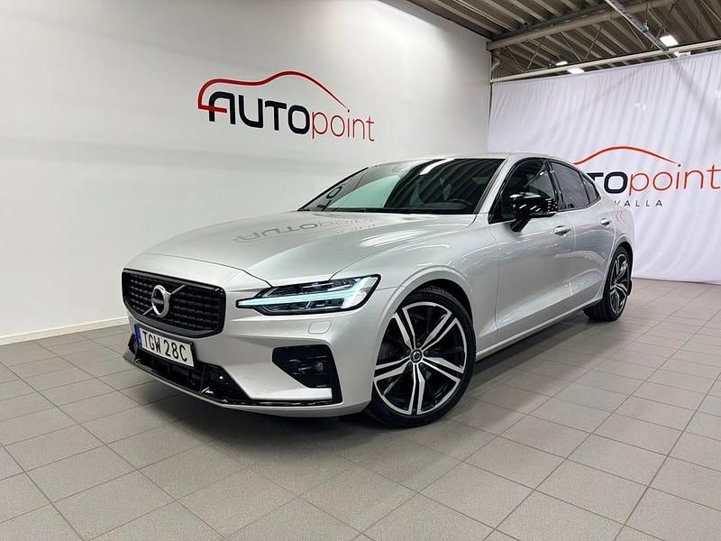 Begagnad Volvo S60 R-Design 250 HK (183 kW) 2020 Silver Sedan