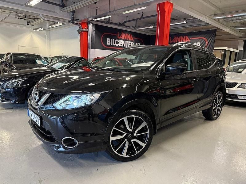 Svart Begagnad 2016 Nissan Qashqai SUV | 149 900 kr (Marknadspris) - Bild 1/4