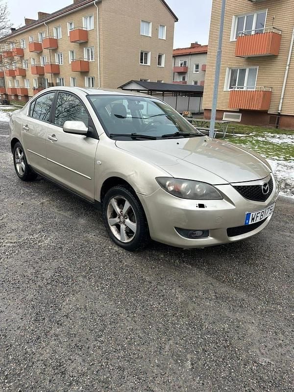 Begagnad Mazda 3 105 HK (77 kW) 2006 Sedan