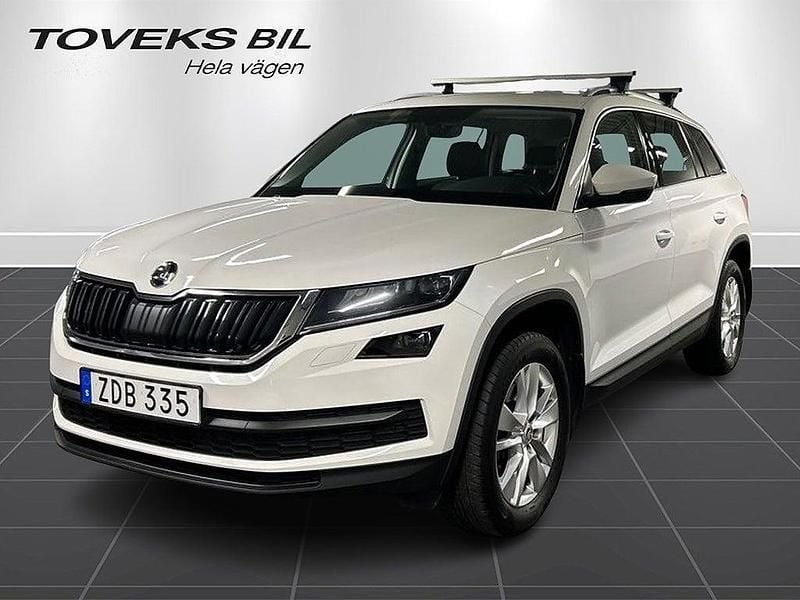 Vit Begagnad 2017 Skoda Kodiaq Style SUV | 249 900 kr (Bra pris) - Bild 1/4