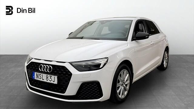 Cortinavit Begagnad 2020 Audi A1 Sportback Proline Halvkombi | 219 000 kr (Marknadspris) - Bild 1/4