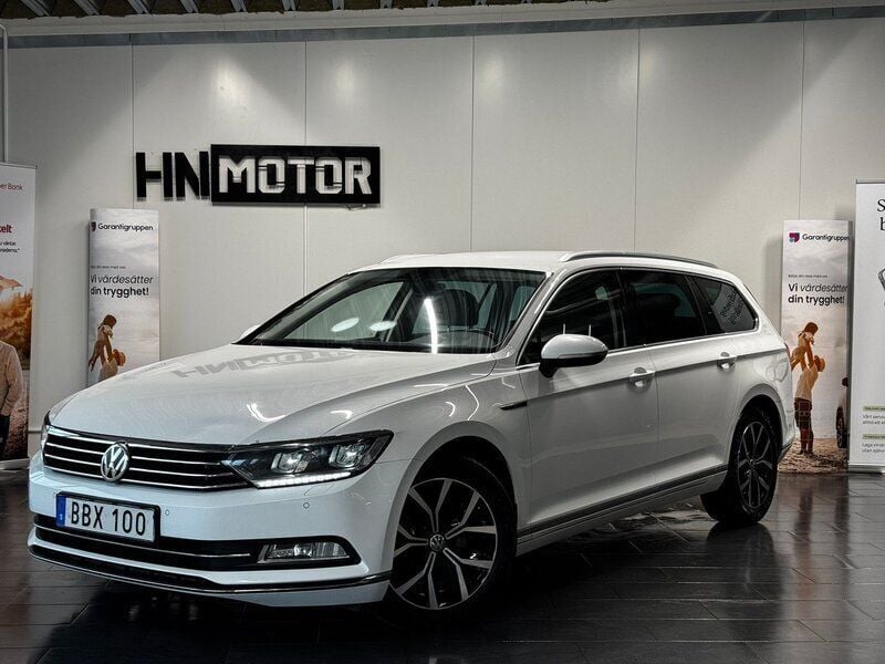 Vit Begagnad 2015 VW Passat Kombi | 144 900 kr (Marknadspris) - Bild 1/4