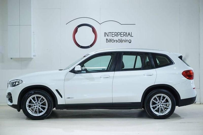 Begagnad BMW X3 Sport Line 184 HK (135 kW) 2018 Vit SUV