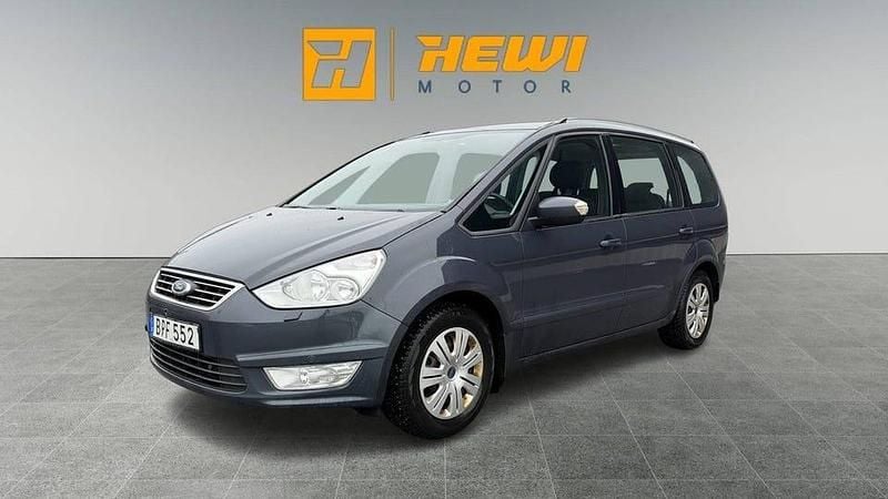 Begagnad Ford Galaxy 117 HK (86 kW) 2014 Grå Minibuss