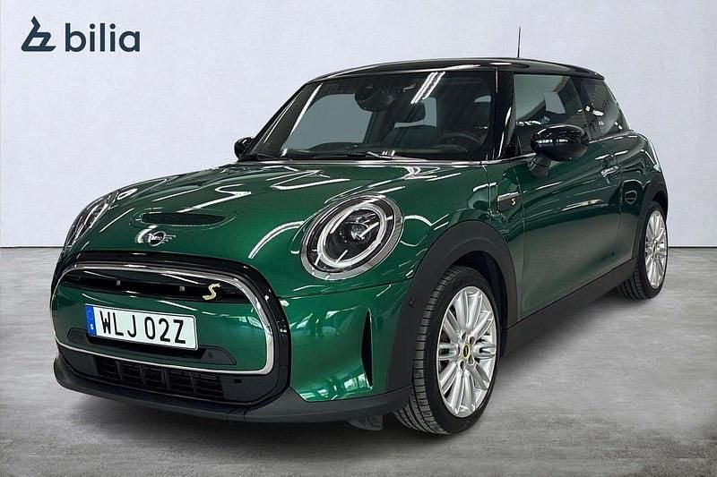 Grön Begagnad 2023 Mini Cooper Halvkombi | 254 900 kr (Lite dyr) - Bild 1/3