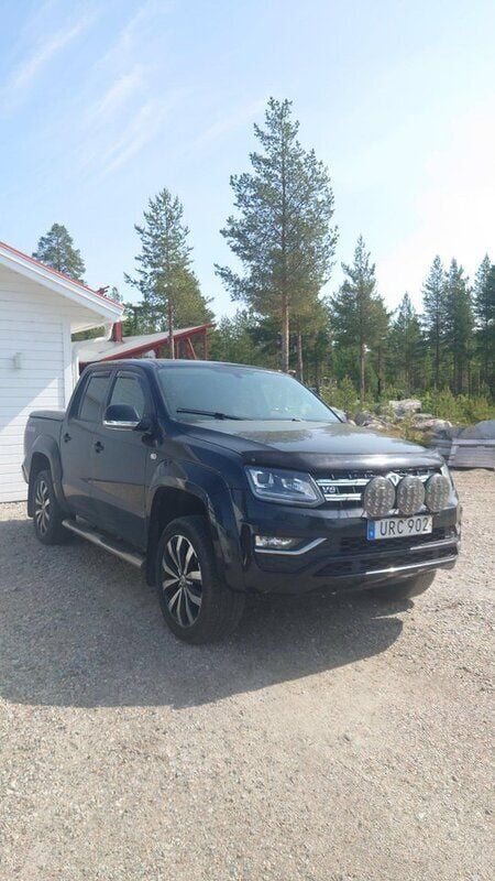 Svart Begagnad 2018 VW Amarok Pickup | 230 000 kr (Bra pris) - Bild 1/4