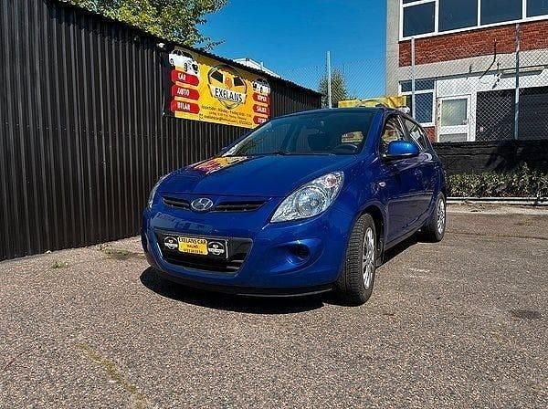 Blå Begagnad 2010 Hyundai i20 Select Halvkombi | 47 900 kr (Marknadspris) - Bild 1/4
