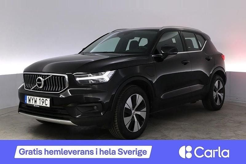 Begagnad Volvo XC40 Momentum 155 HK (114 kW) 2020 Svart SUV