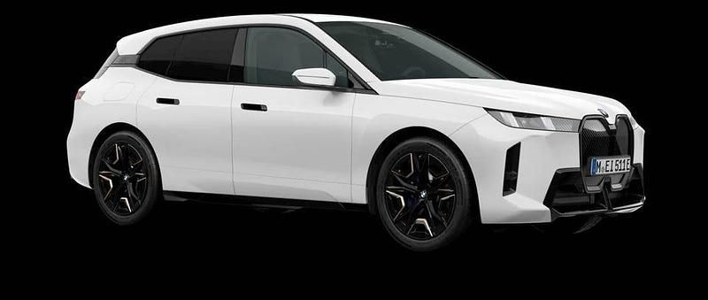 Begagnad BMW iX Comfort Edition 300 kW (408 HK) 2000 Alpine white