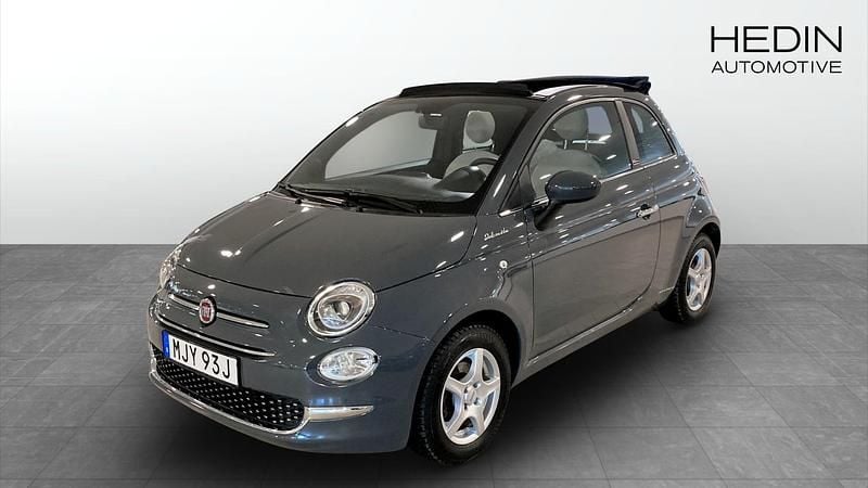 Grå Begagnad 2022 Fiat 500 Dolcevita Halvkombi | 154 900 kr (Marknadspris) - Bild 1/4