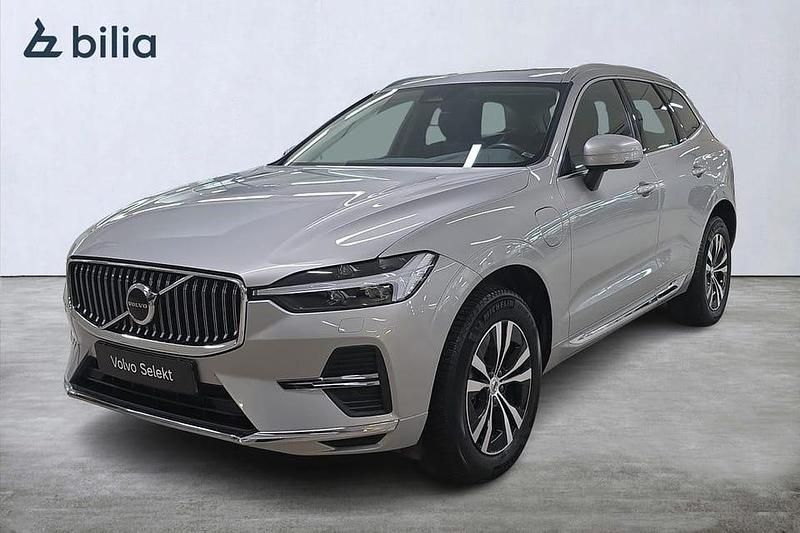 Silver Begagnad 2023 Volvo XC60 Core SUV | 439 000 kr - Bild 1/3