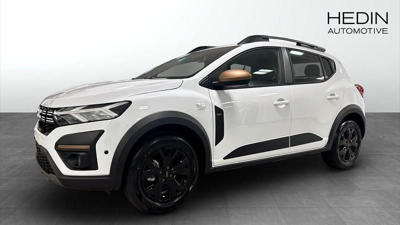 Vit (white) Ny 2025 Dacia Sandero Extreme Halvkombi | 249 900 kr (Lite dyr) - Bild 1/4