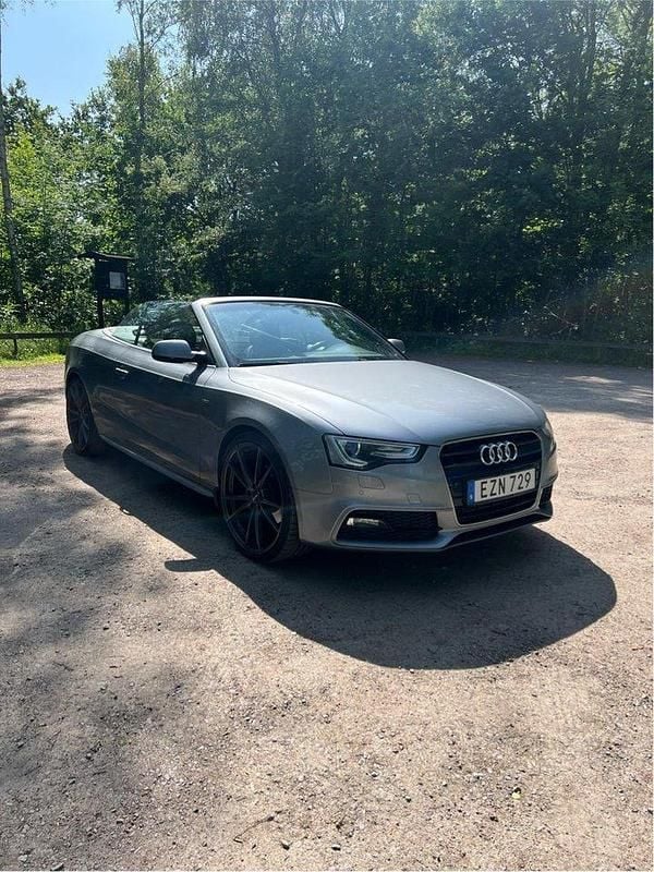Grå Begagnad 2015 Audi A5 Cabriolet S-Line Cab | 155 000 kr (Superpris) - Bild 1/4