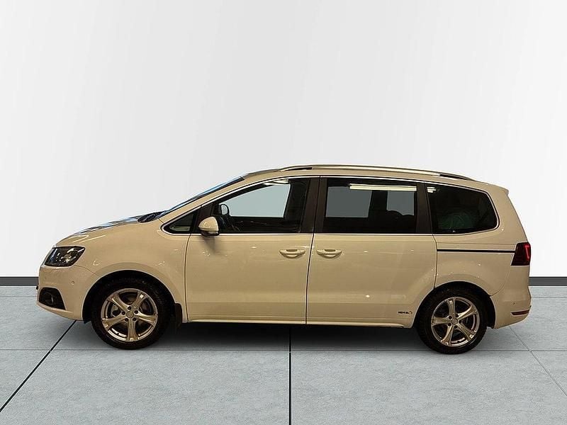 Begagnad Seat Alhambra 4Drive 150 HK (110 kW) 2015 Vit Minibuss